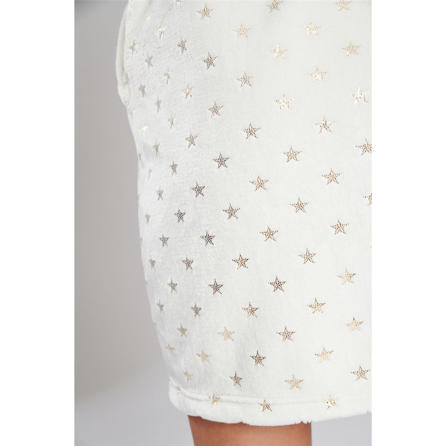 Loungeable Womens Foil Star Fleece Hooded Robe - Cream/Gold Loungeable