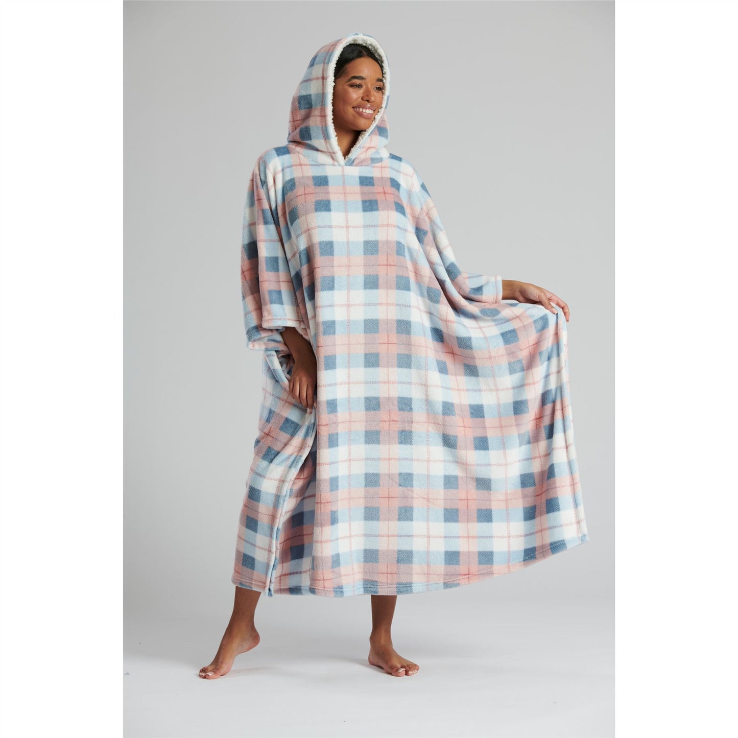 Loungeable Womens Long Fleece Hooded Check Poncho - Pink/Blue