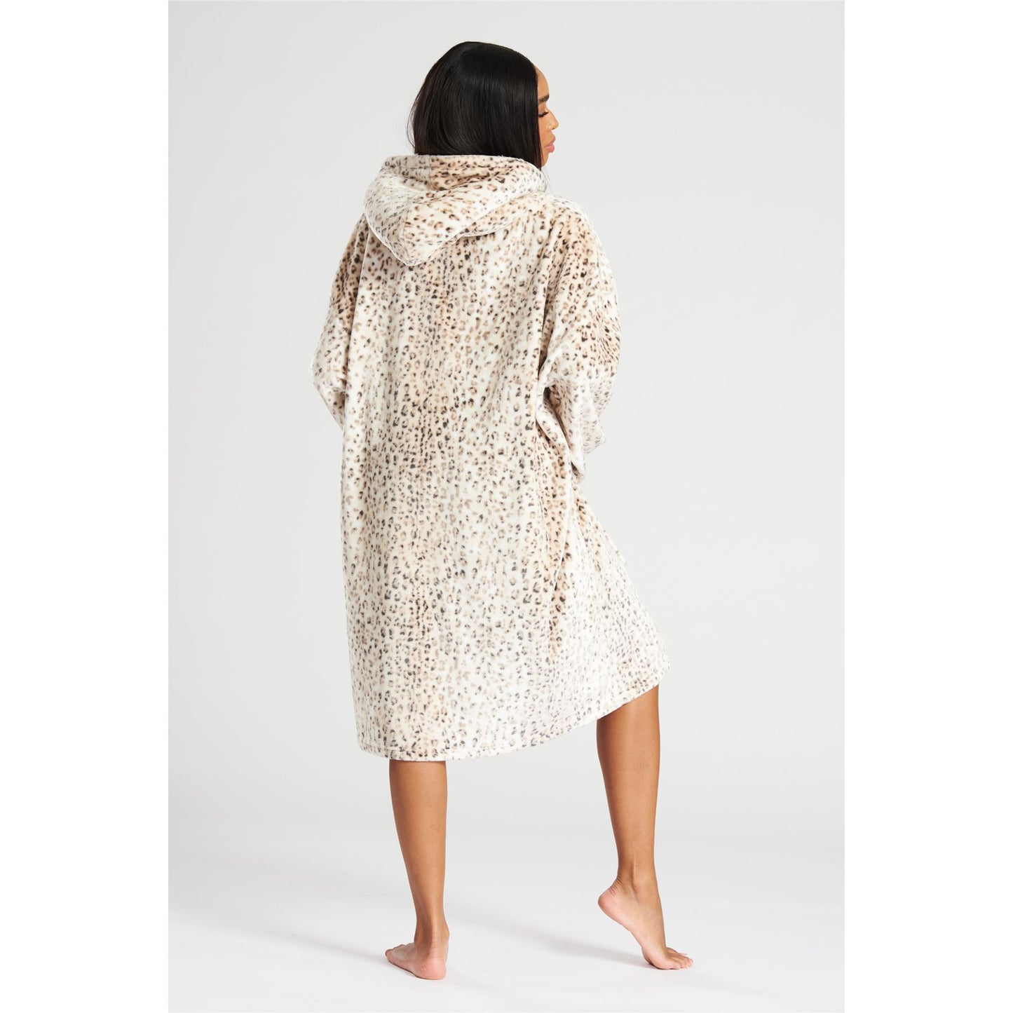 Loungeable Womens Long Fleece Hooded Poncho - Leopard Print