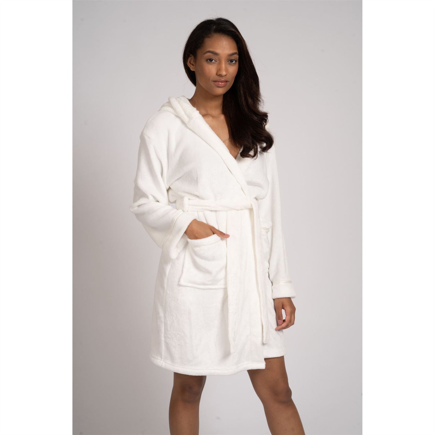 Loungeable Womens Satin Trim Fleece Hooded Robe - Ivory