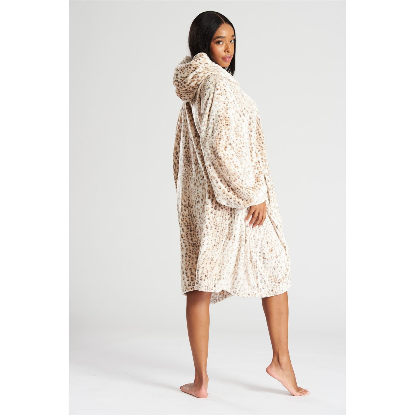 Loungeable Womens Long Fleece Hooded Poncho - Leopard Print