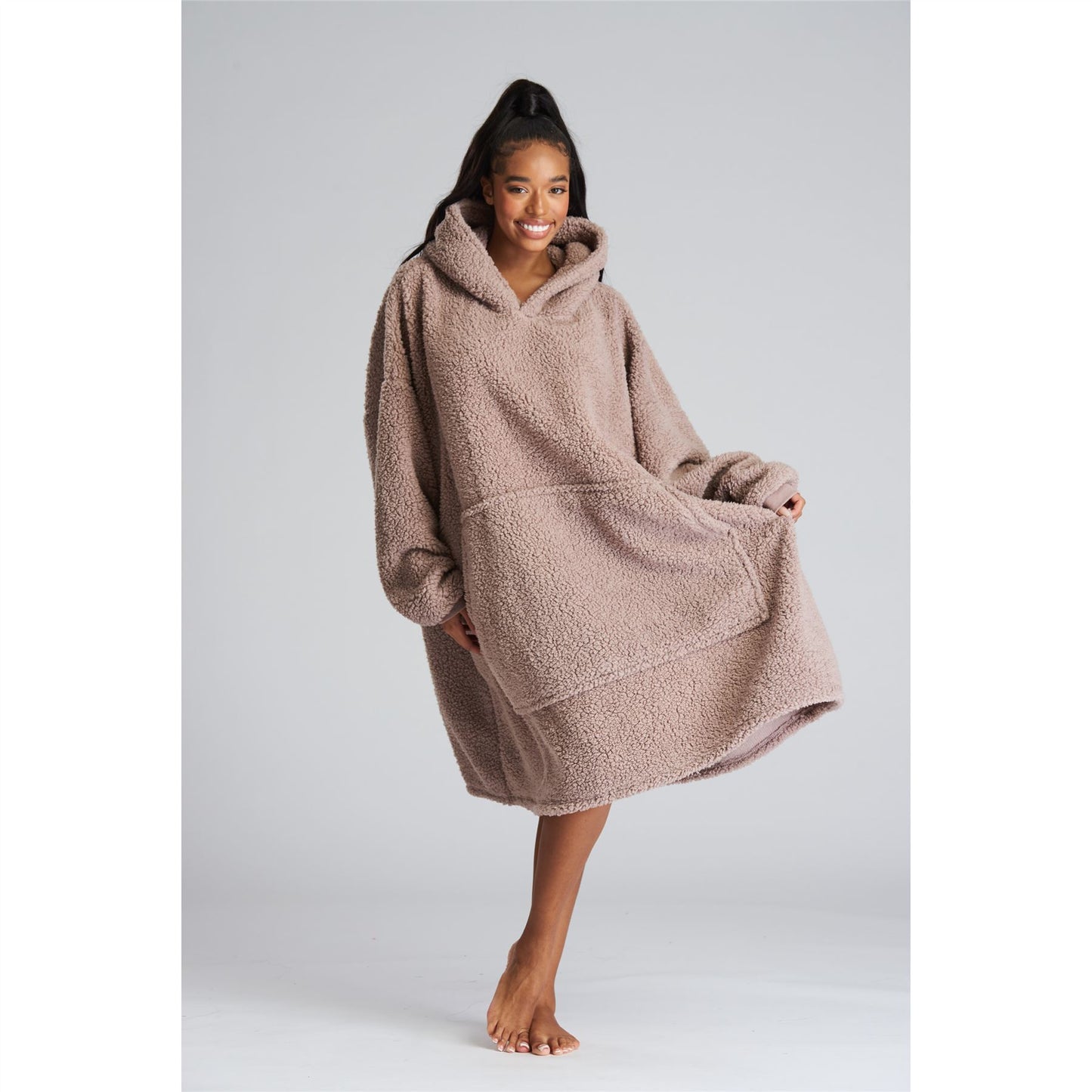 Loungeable Womens Sherpa Fleece Hooded Poncho - Taupe