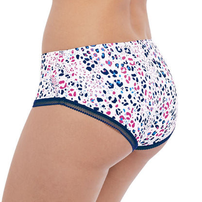 Freya Make Tracks Short - White